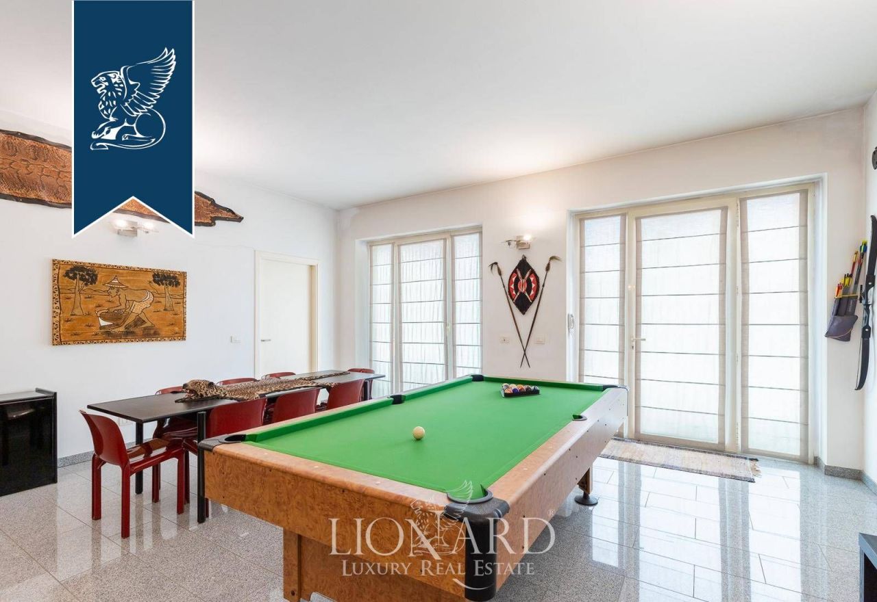 Villa in Asti, Italy, 2 000 m² - picture 18