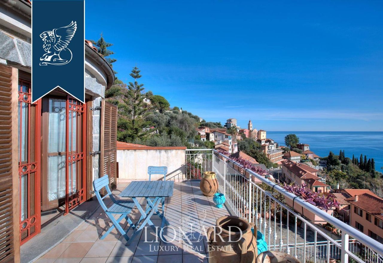 Villa in Ventimiglia, Italy, 220 m² - picture 18