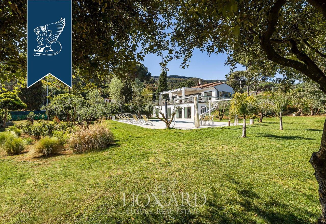 Villa in Livorno, Italy, 415 m² - picture 18