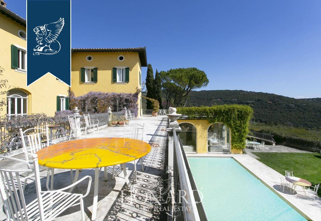 Villa a Perugia, Italia, 2 100 m² - foto 19