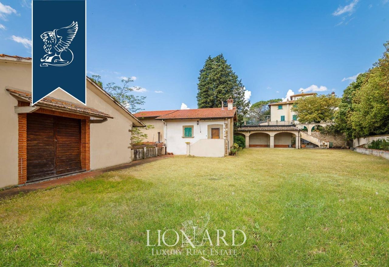 Villa a Firenze, Italia, 1 500 m² - foto 19