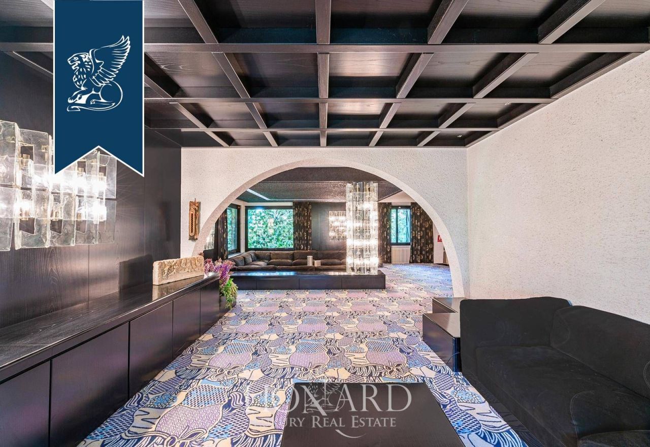 Villa en Merate, Italia, 500 m² - imagen 19