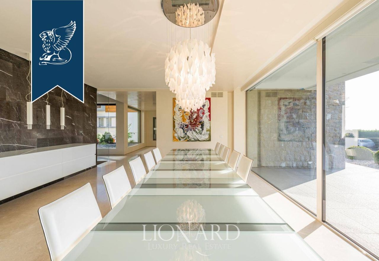 Villa a Bergamo, Italia, 700 m² - foto 19