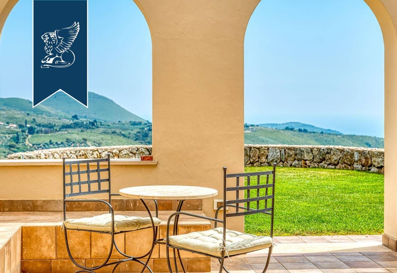 Casa a Latina, Italia, 400 m² - foto 19