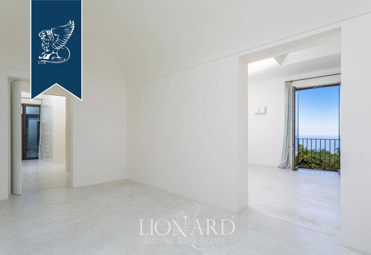 Villa à Trapani, Italie, 450 m² - image 19