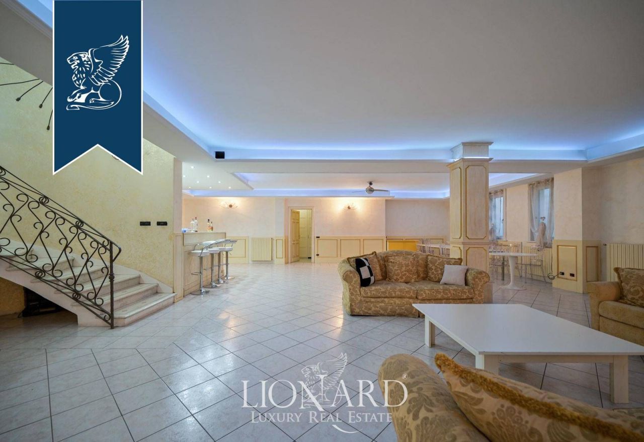 Villa à Milan, Italie, 1 284 m² - image 19