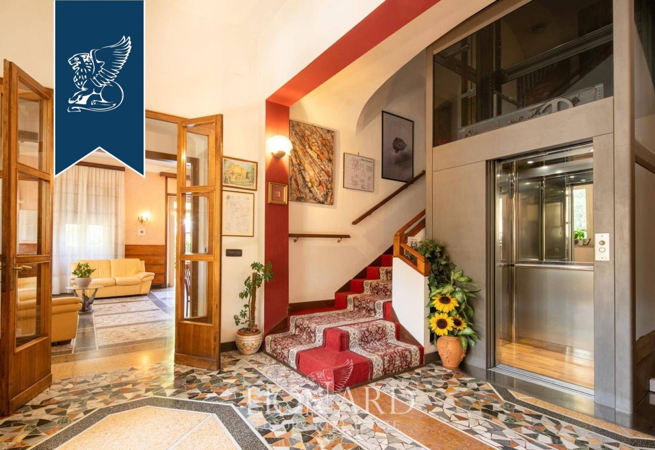 Hôtel à Spoleto, Italie, 1 500 m² - image 19