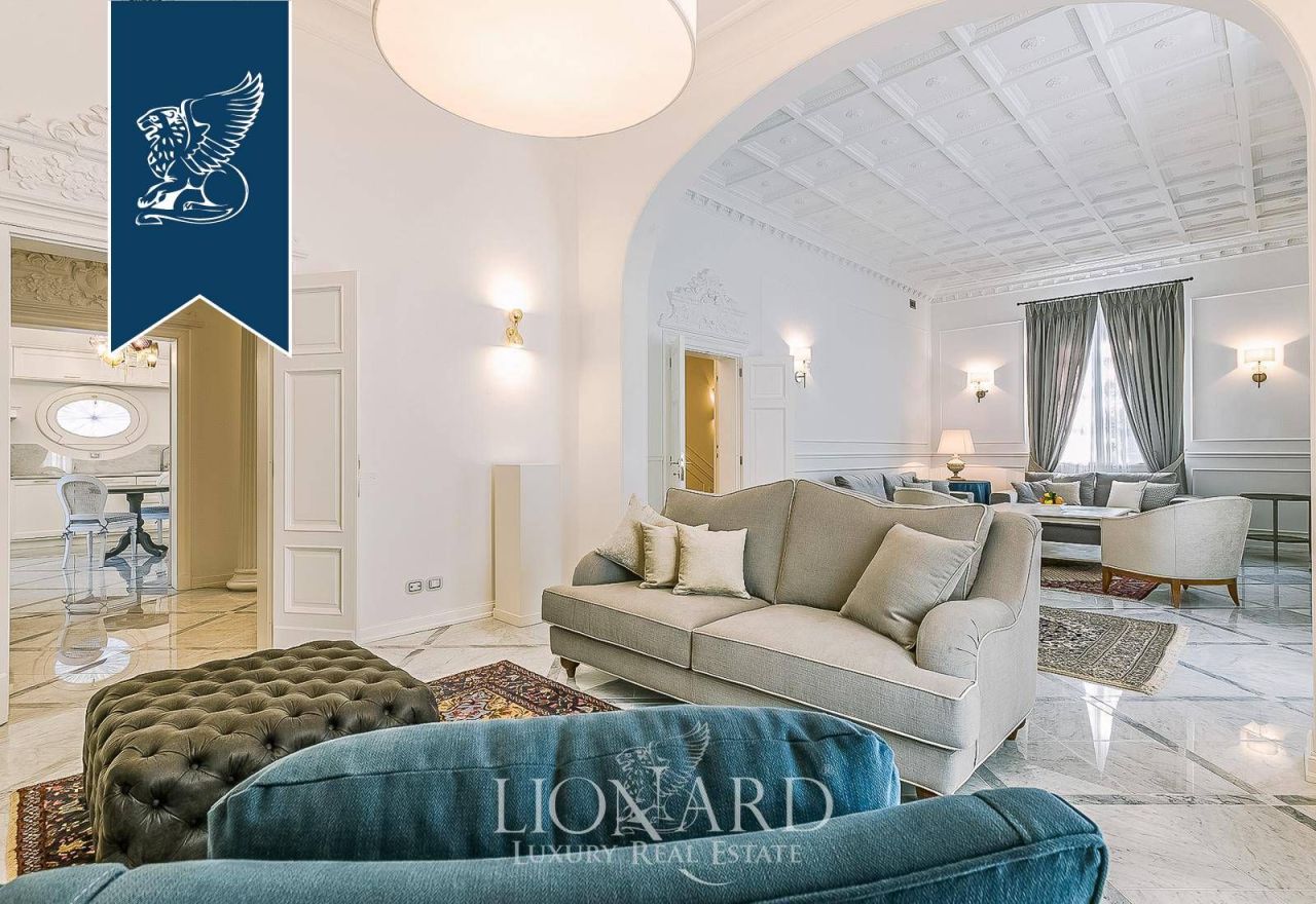 Villa à Florence, Italie, 750 m² - image 19