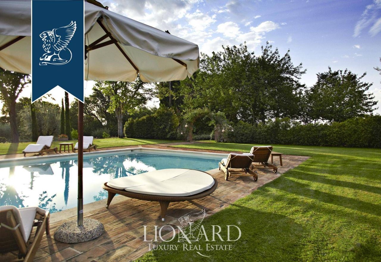 Villa en Sarteano, Italia, 560 m² - imagen 18