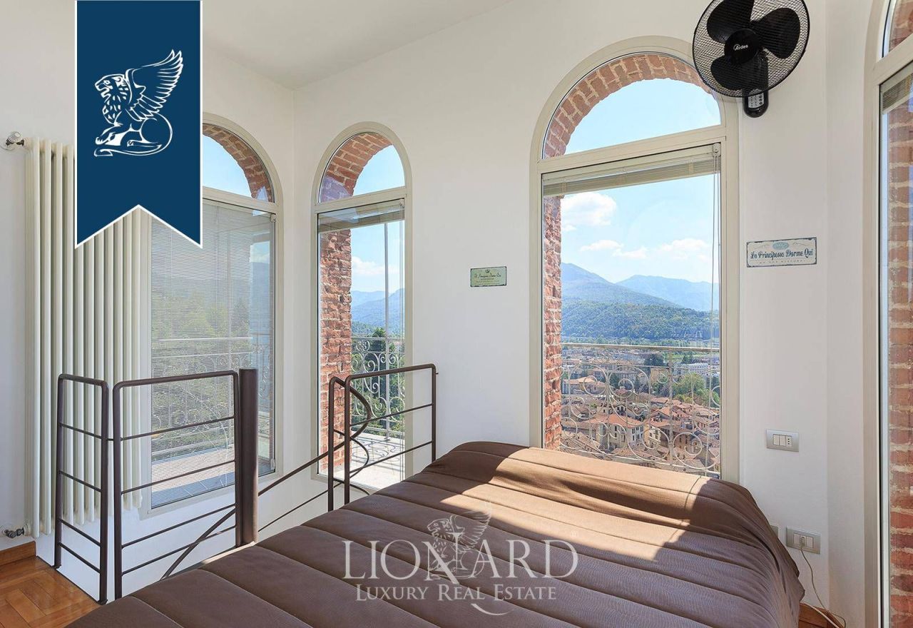 Villa in Luino, Italy, 700 m² - picture 18