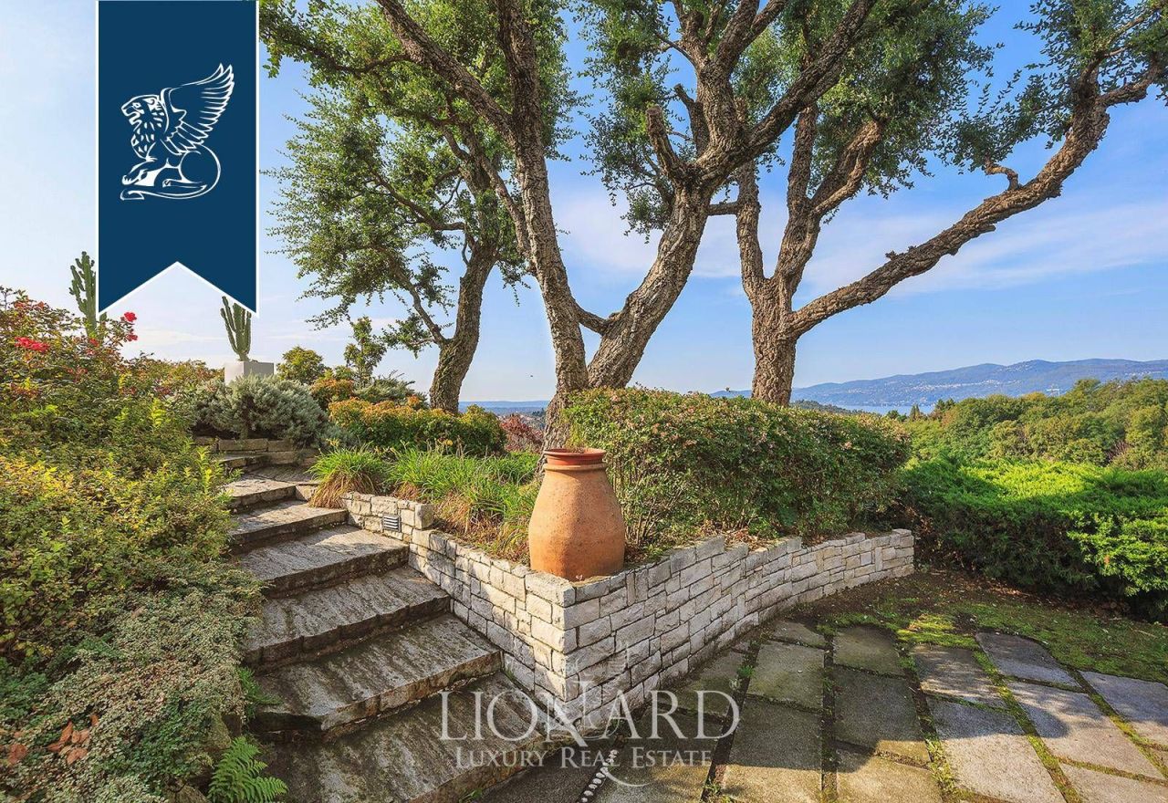 Villa a Besozzo, Italia, 510 m² - foto 19