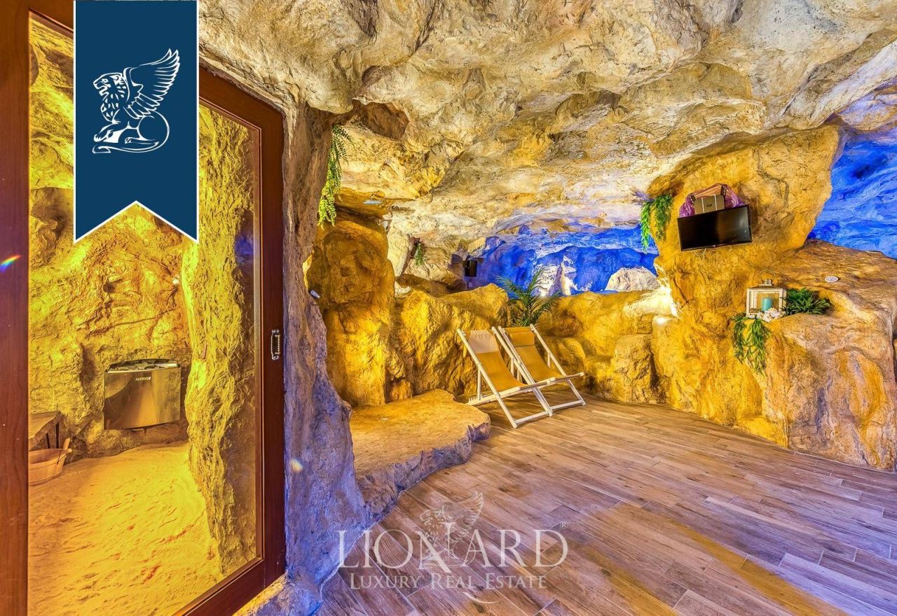 Villa à Salerne, Italie, 1 200 m² - image 19