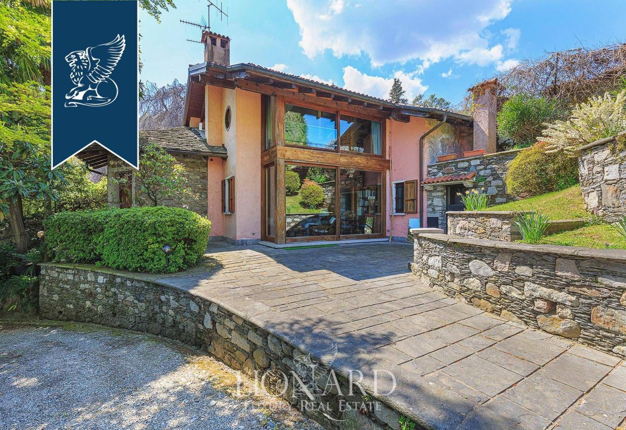 Villa in Baveno, Italy, 1 300 m² - picture 19