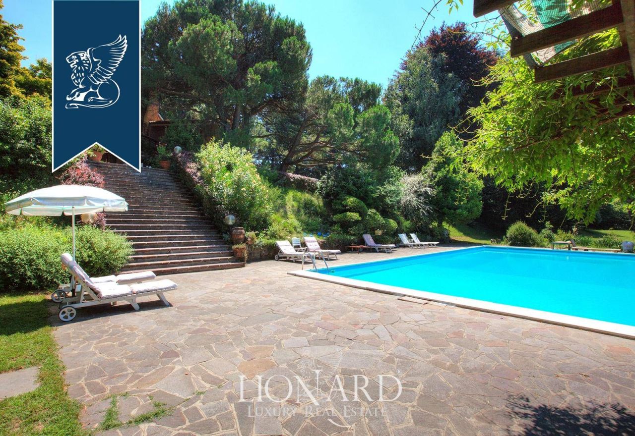 Villa en Lecco, Italia, 500 m² - imagen 19