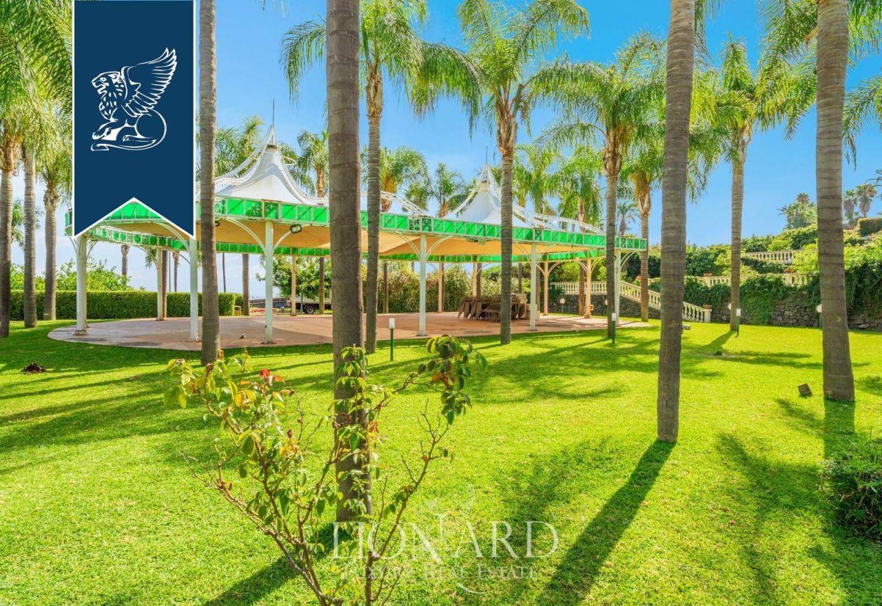 Villa in Acireale, Italy, 1 800 m² - picture 18