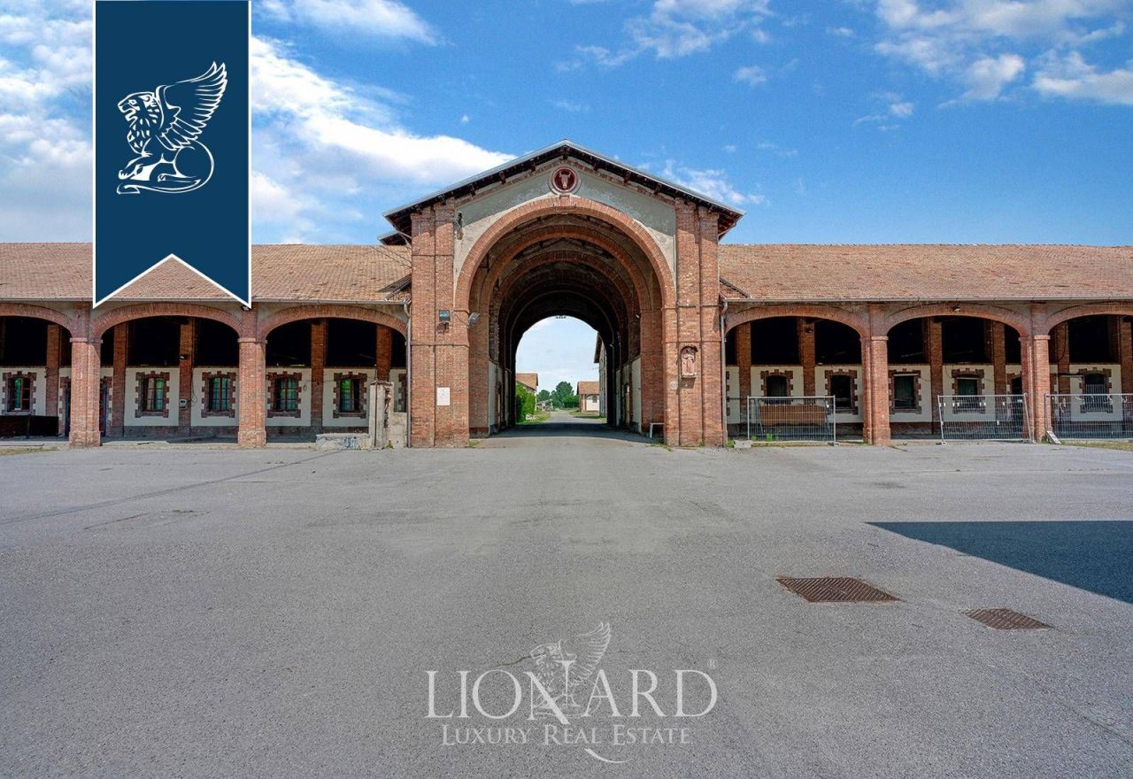 Villa in Cremona, Italy, 19 000 m² - picture 18