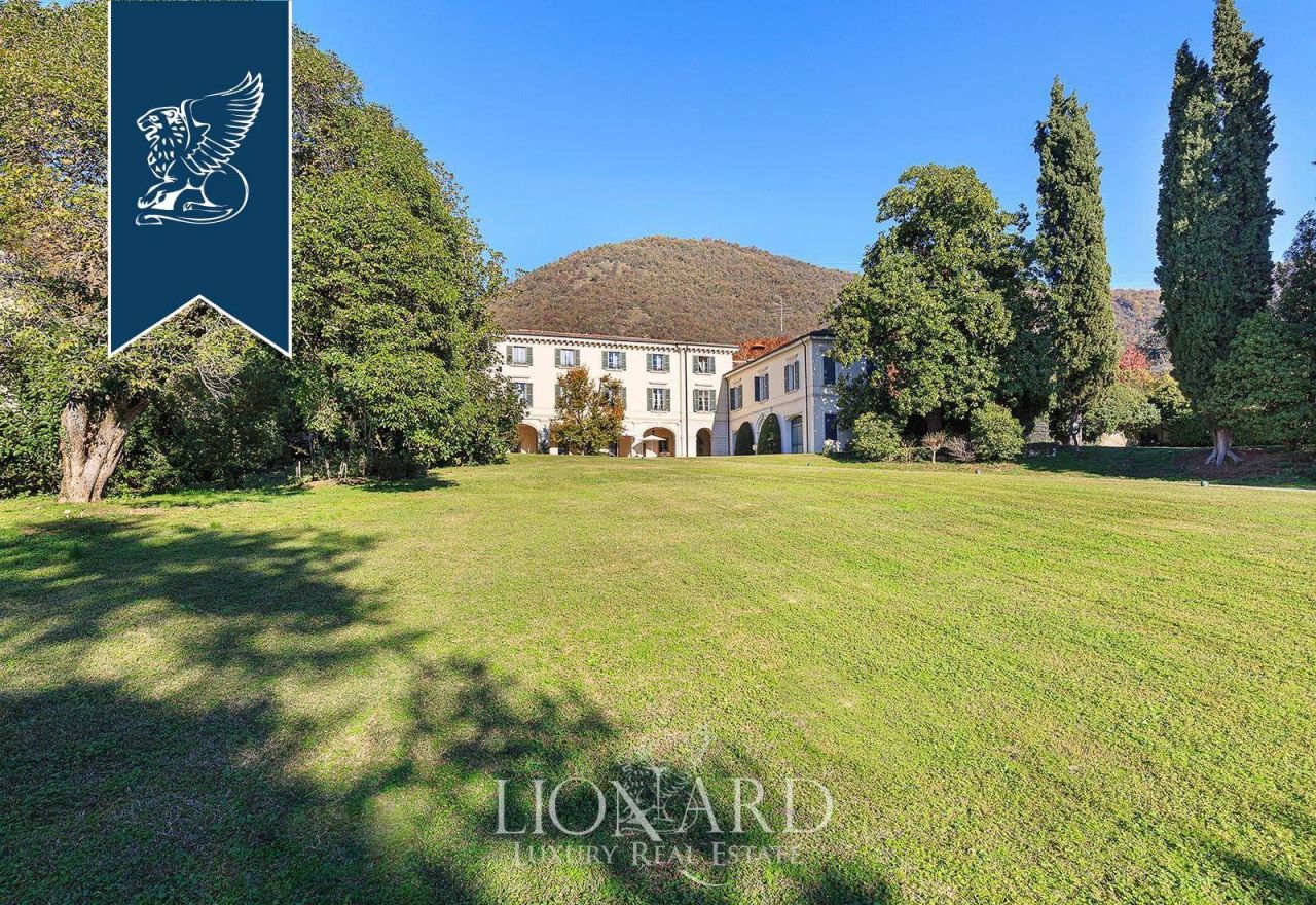 Villa in Brescia, Italy, 3 500 m² - picture 17