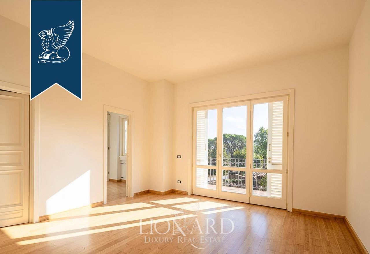 Villa en Pistoia, Italia, 900 m² - imagen 17