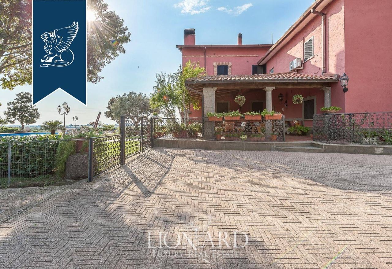 Villa in Rome, Italy, 1 596 m² - picture 17