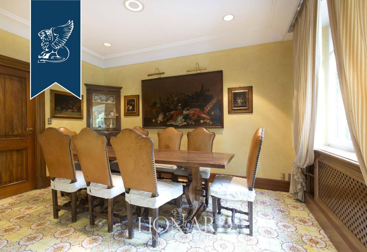 Villa a Roma, Italia, 1 000 m² - foto 18