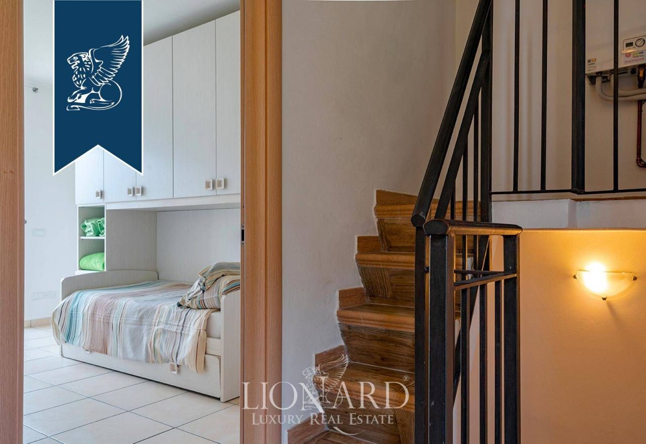 Villa a Oliveto Lario, Italia, 265 m² - foto 17