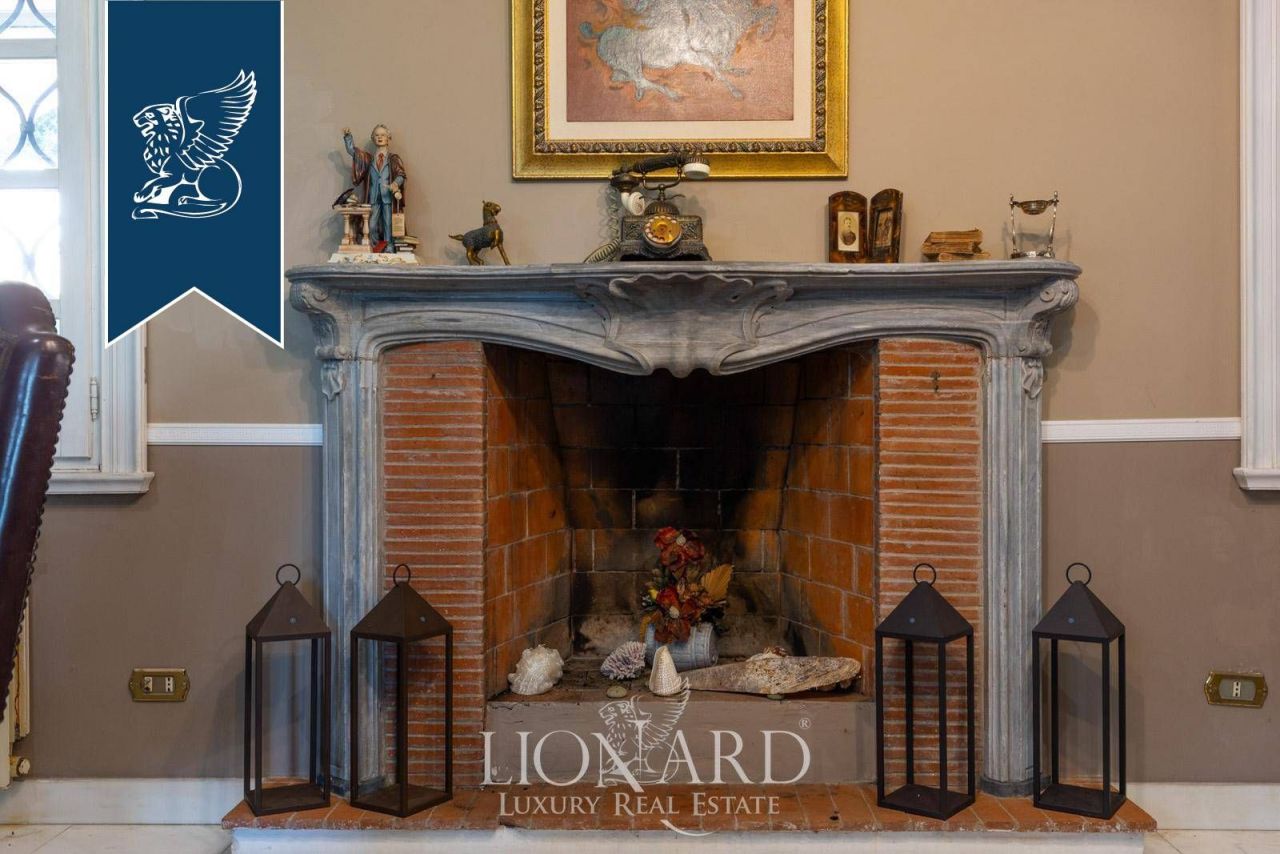 Villa in Rome, Italy, 840 m² - picture 17