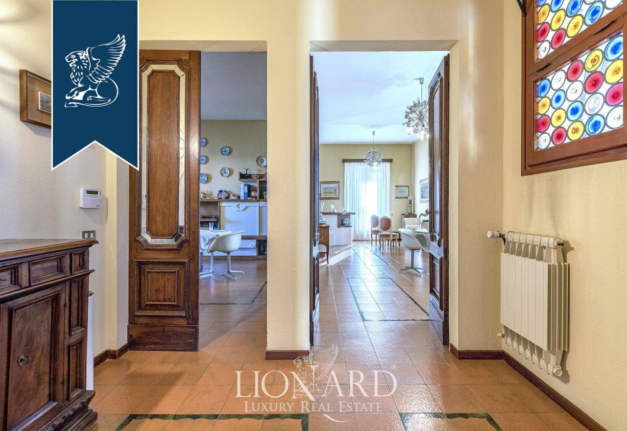 Villa à Greve in Chianti, Italie, 680 m² - image 17