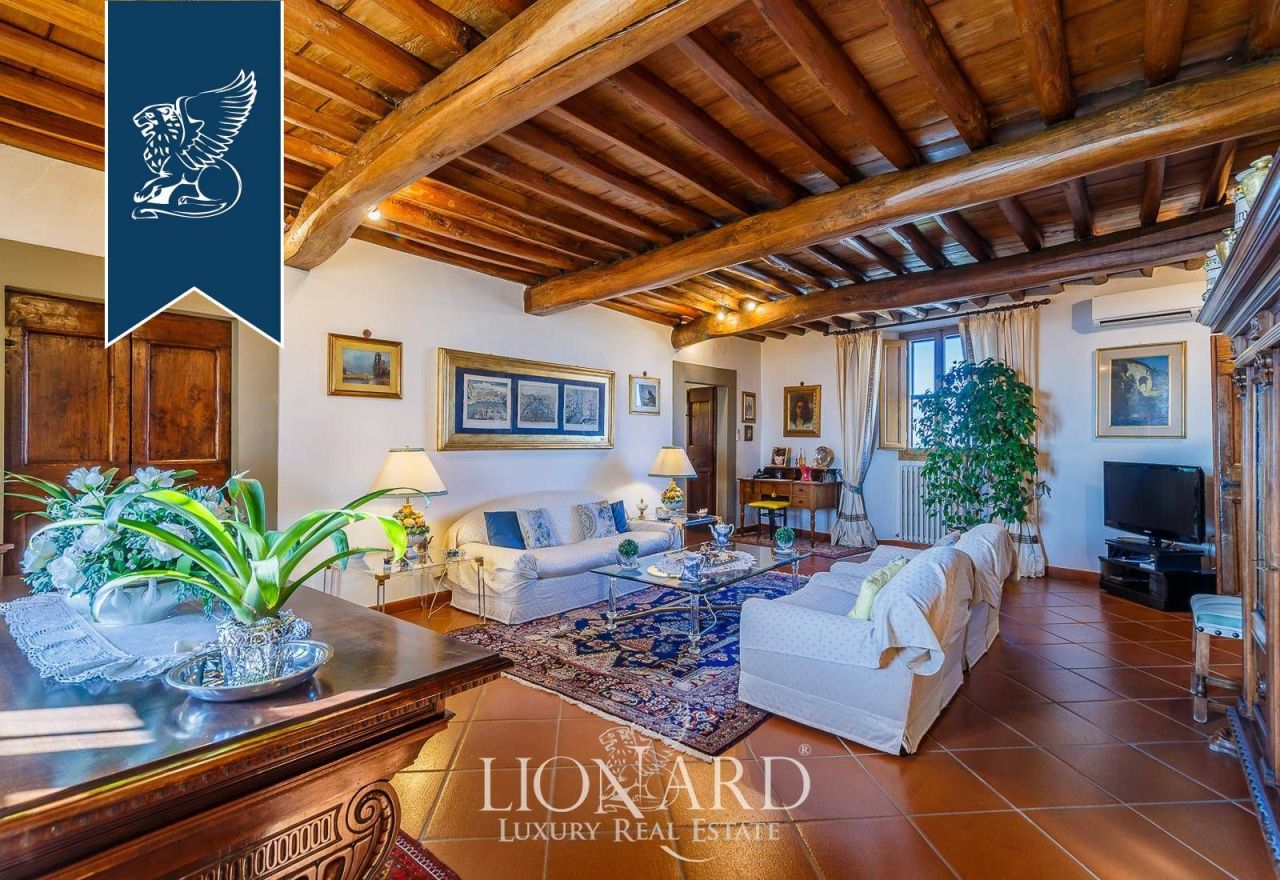 Apartamento en Prato, Italia, 600 m² - imagen 17