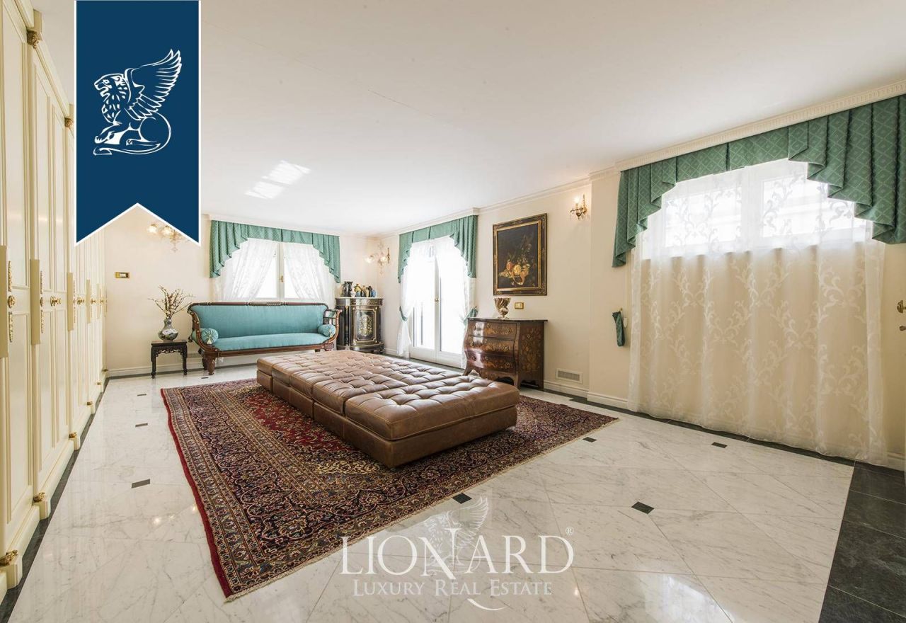 Villa en Livorno, Italia, 800 m² - imagen 17