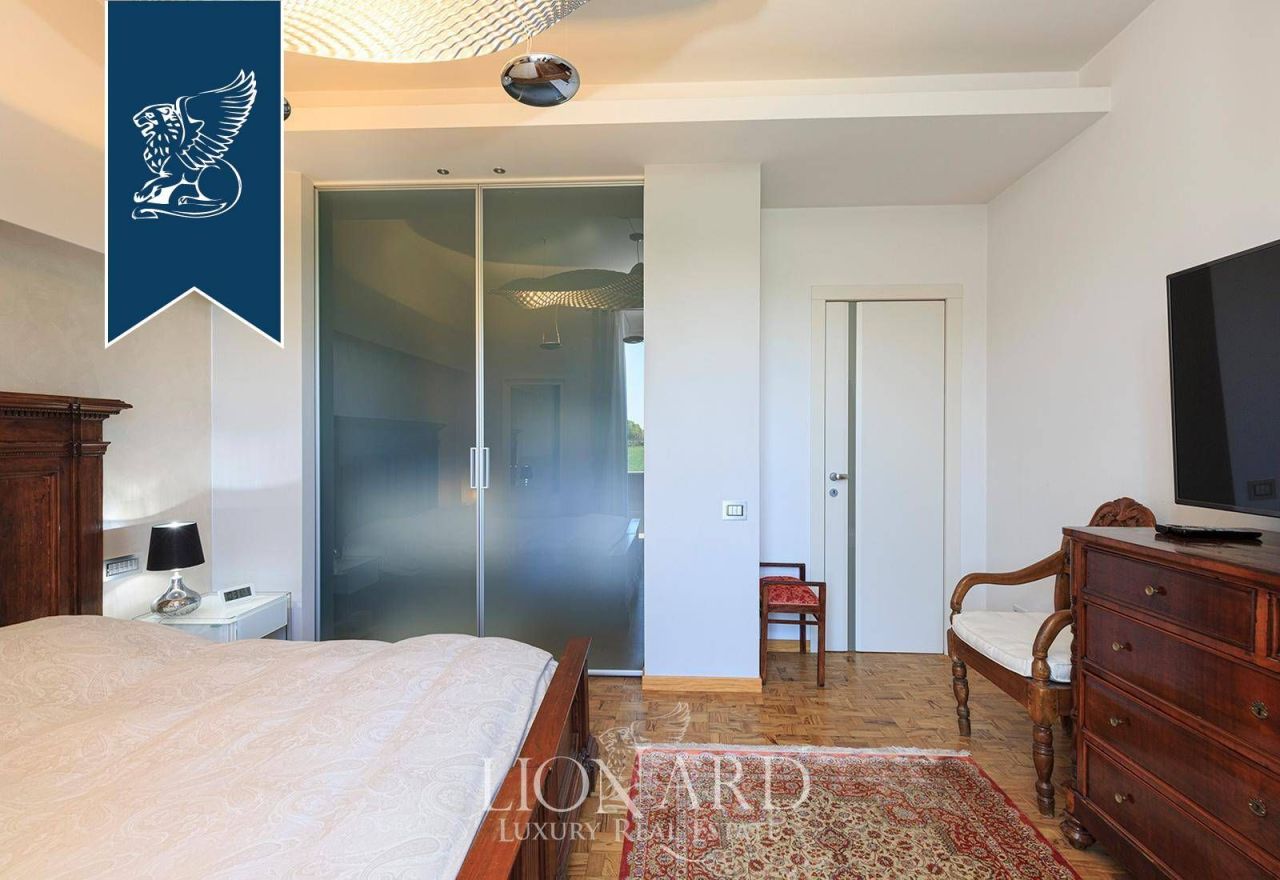 Villa en Milán, Italia, 300 m² - imagen 19