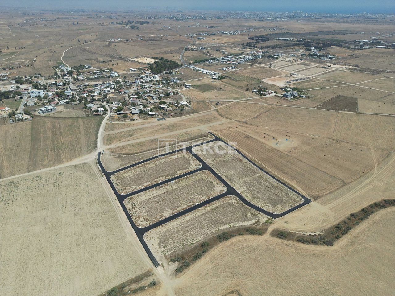 Land in Gazimagusa, Cyprus, 560 m² - picture 1