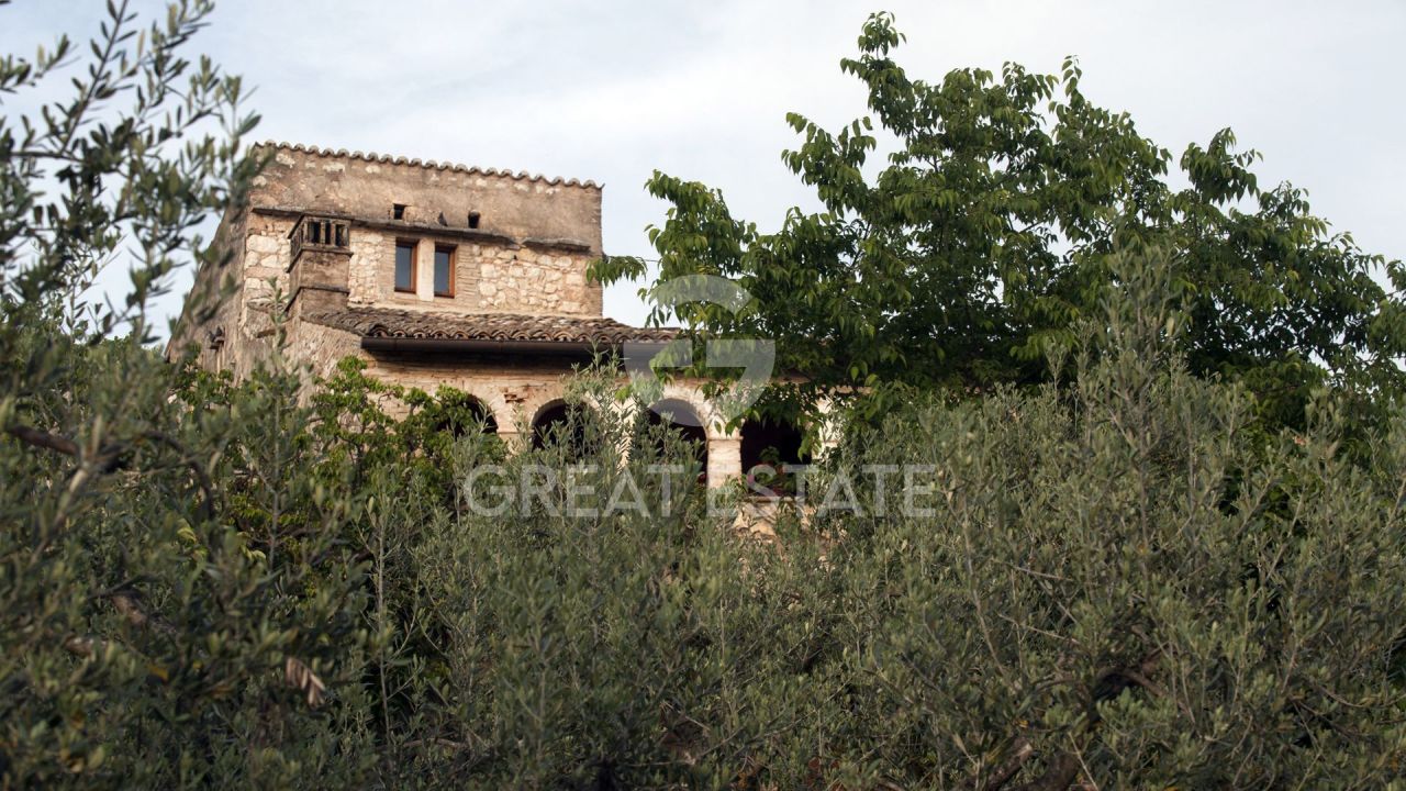 Haus in Trevi, Italien, 590.27 m² - Foto 9