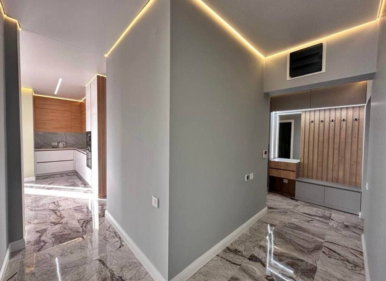 Piso en Tivat, Montenegro, 68 m² - imagen 3