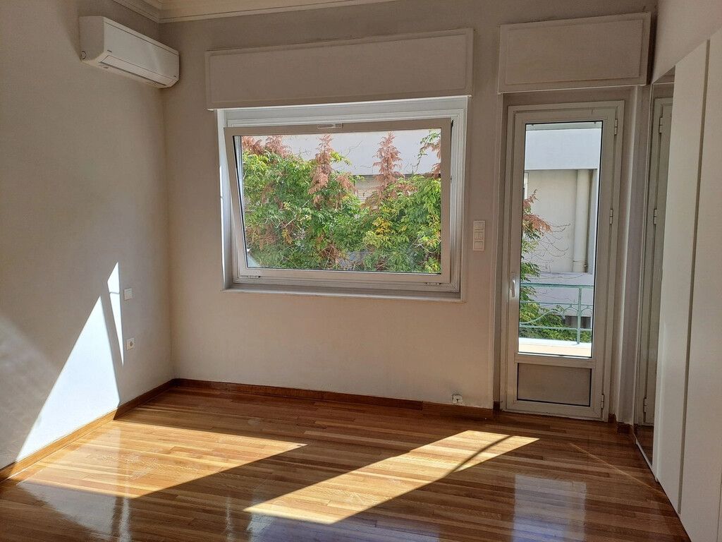 Flat in Athens, Greece, 200 m² - picture 12