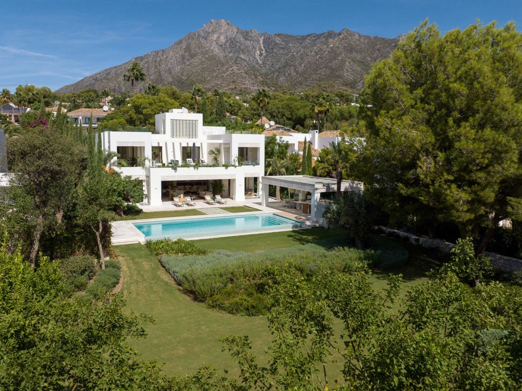 Maison sur la Costa del Sol, Espagne, 711 m² - image 1