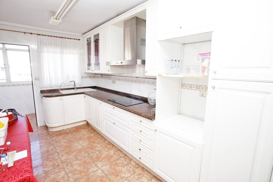 Appartement à Torrevieja, Espagne, 139 m² - image 3