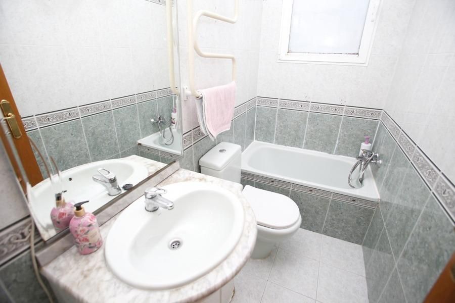 Appartement à Torrevieja, Espagne, 139 m² - image 6