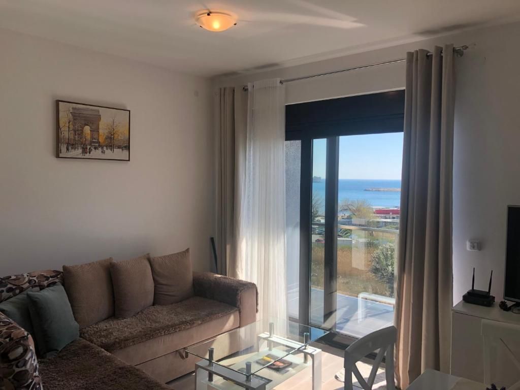Apartamento en Budva, Montenegro, 43 m² - imagen 1