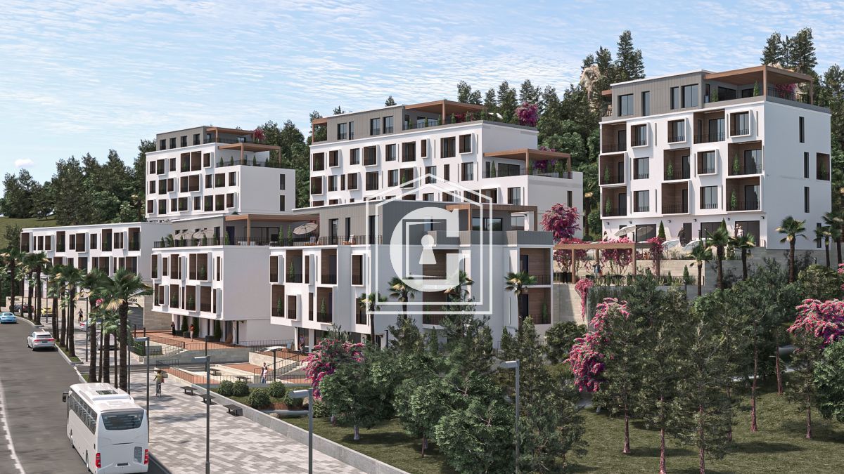 Propiedad comercial en Tivat, Montenegro, 84 m² - imagen 1