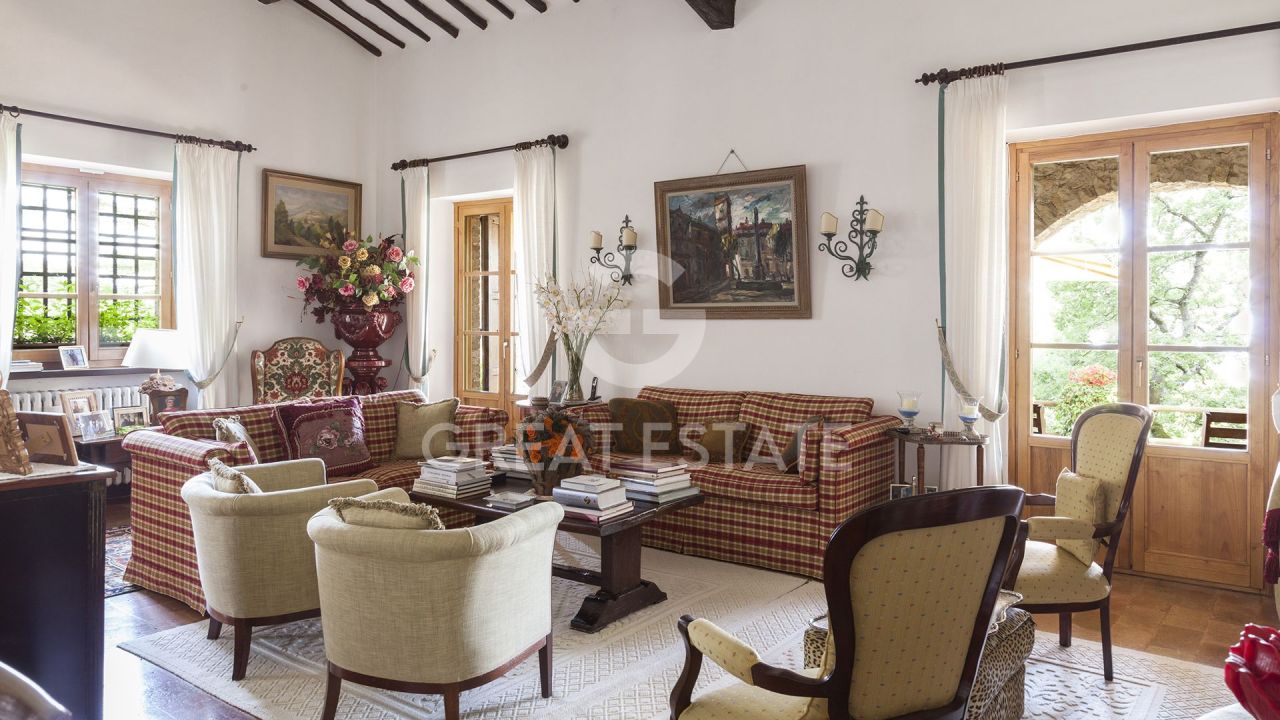 Villa in Campello sul Clitunno, Italy, 315.25 m² - picture 13
