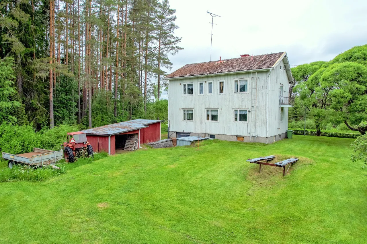 Maison à Vaasa, Finlande, 240 m² - image 1