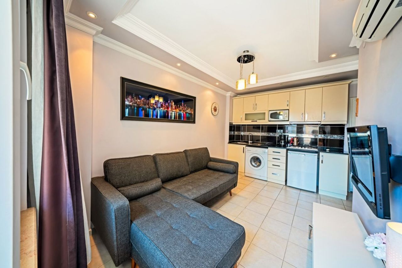 Flat in Alanya, Turkey, 49 m² - picture 1