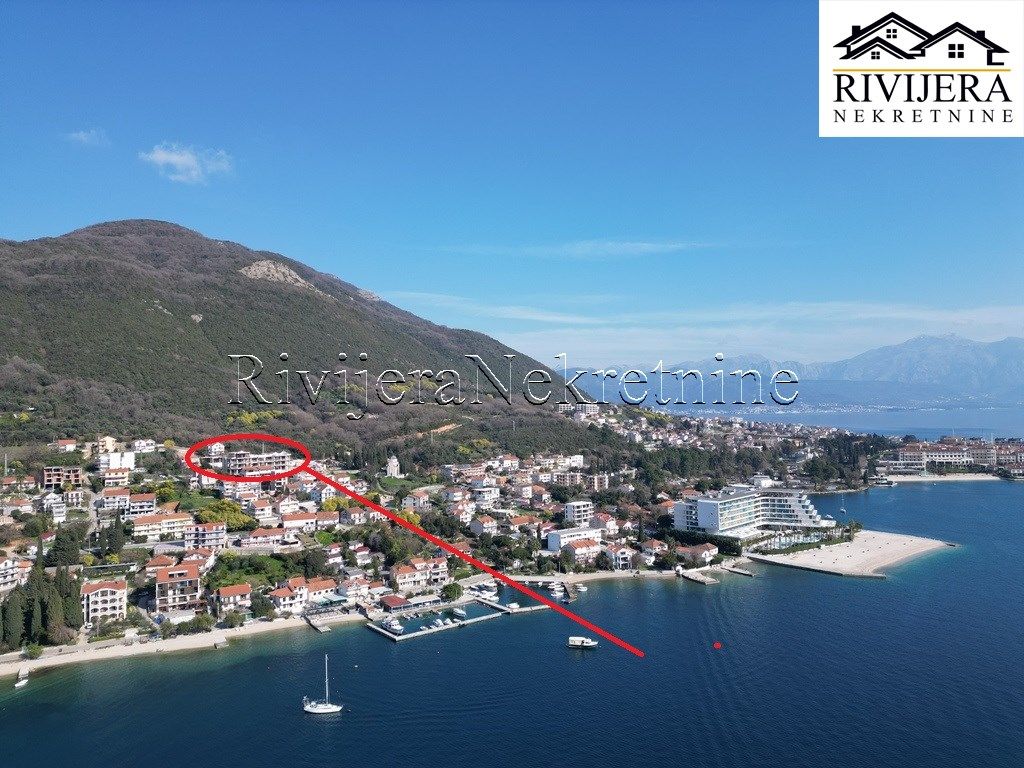 Appartement à Herceg-Novi, Monténégro, 76 m² - image 1