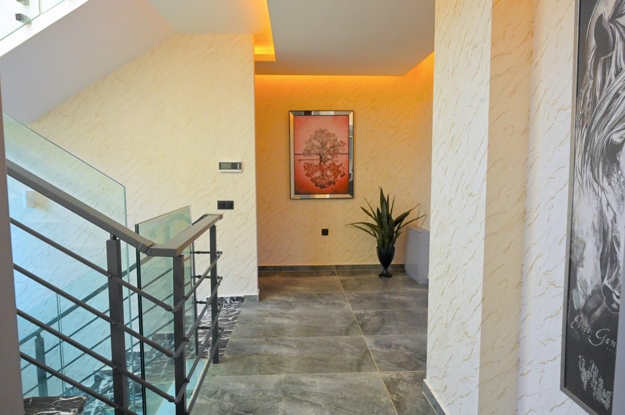 Villa in Alanya, Türkei, 400 m² - Foto 2