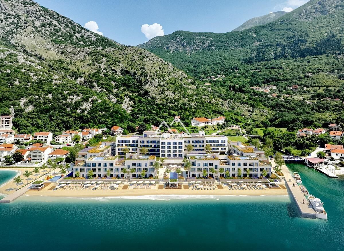Apartment in Risan, Montenegro, 93.61 m² - Foto 1