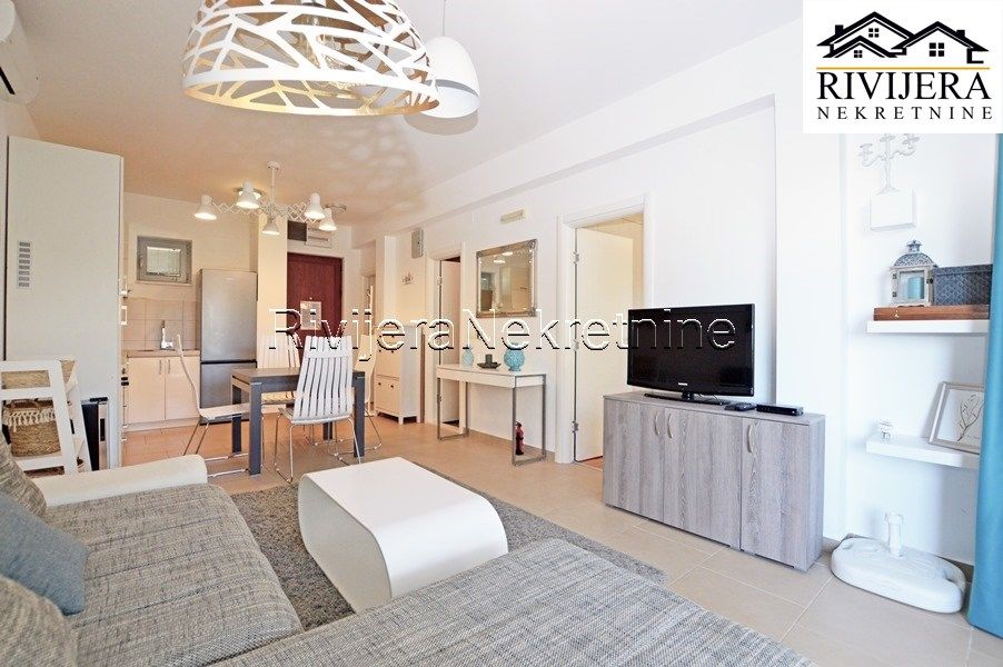 Appartamento a Herceg-Novi, Montenegro, 73 m² - foto 2