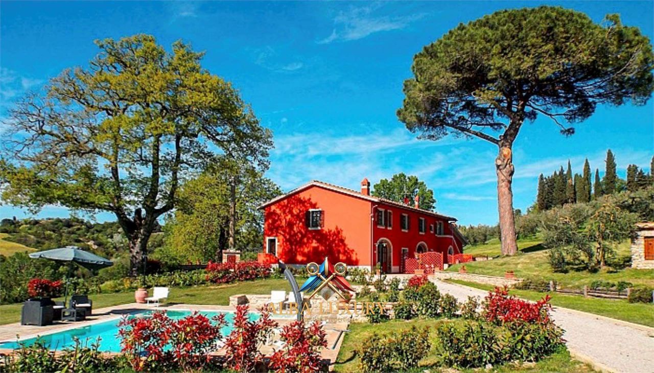 Villa en Castelfiorentino, Italia, 550 m² - imagen 1