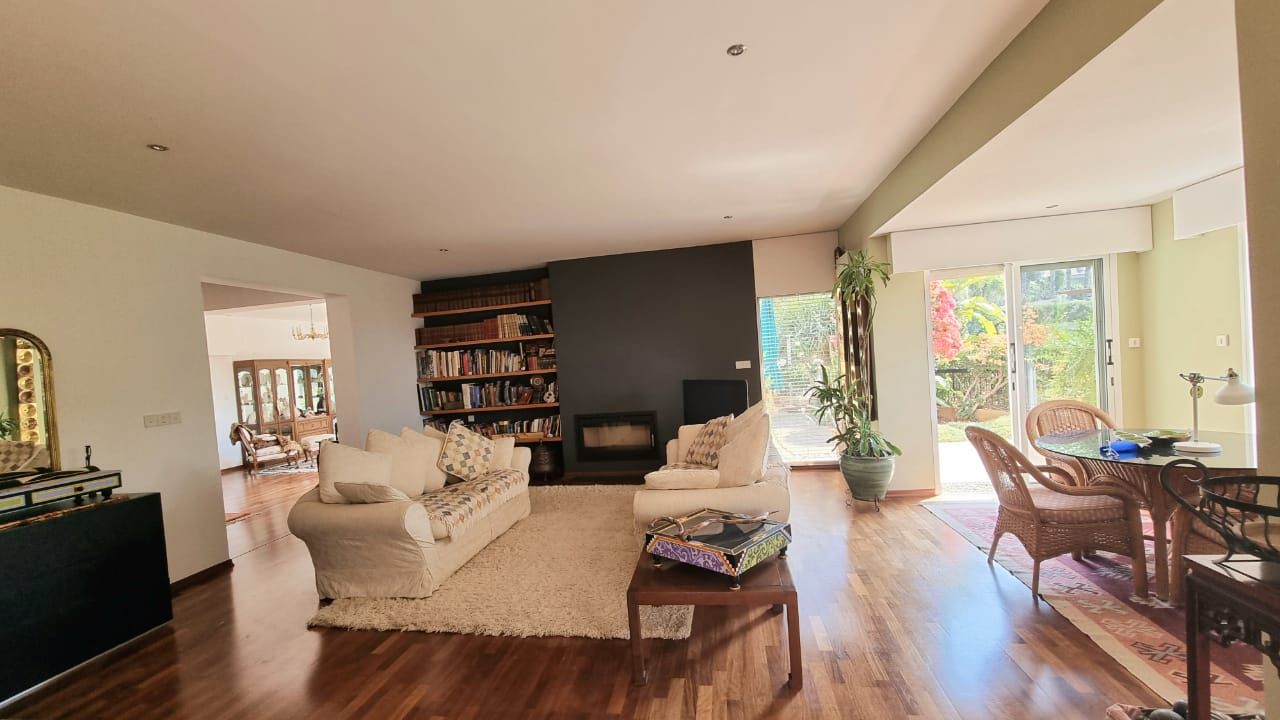 Maison à Agios Tychon, Chypre, 320 m² - image 8