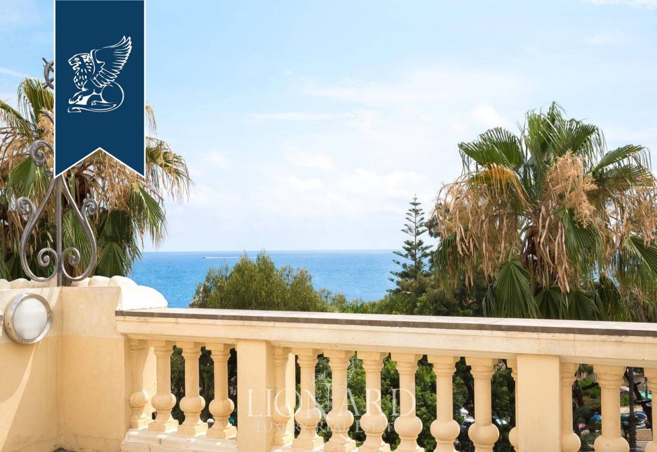 Villa à Arma di Taggia, Italie, 2 000 m² - image 3