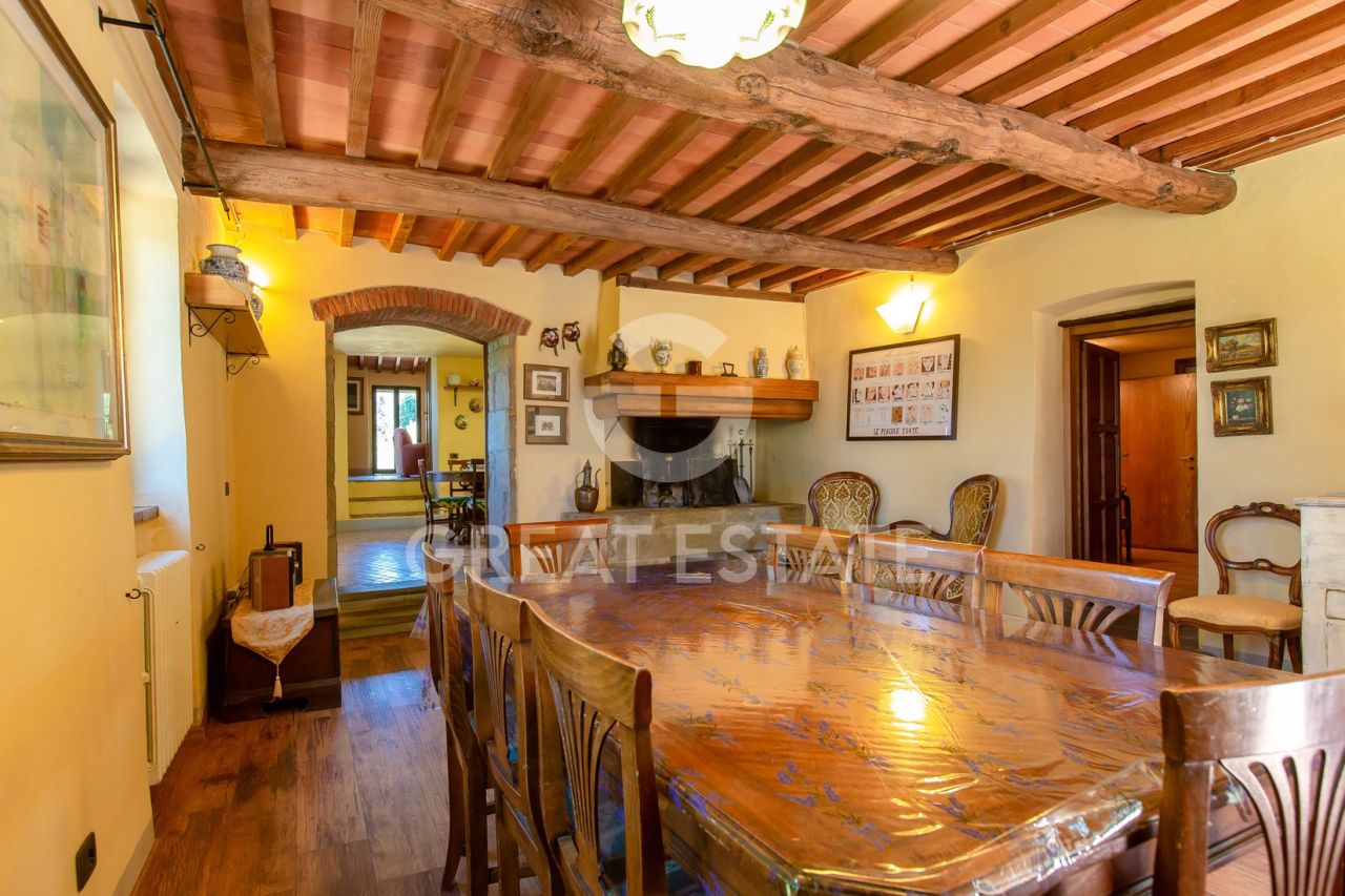 Maison Loro Ciuffenna, Italie, 800.35 m² - image 11